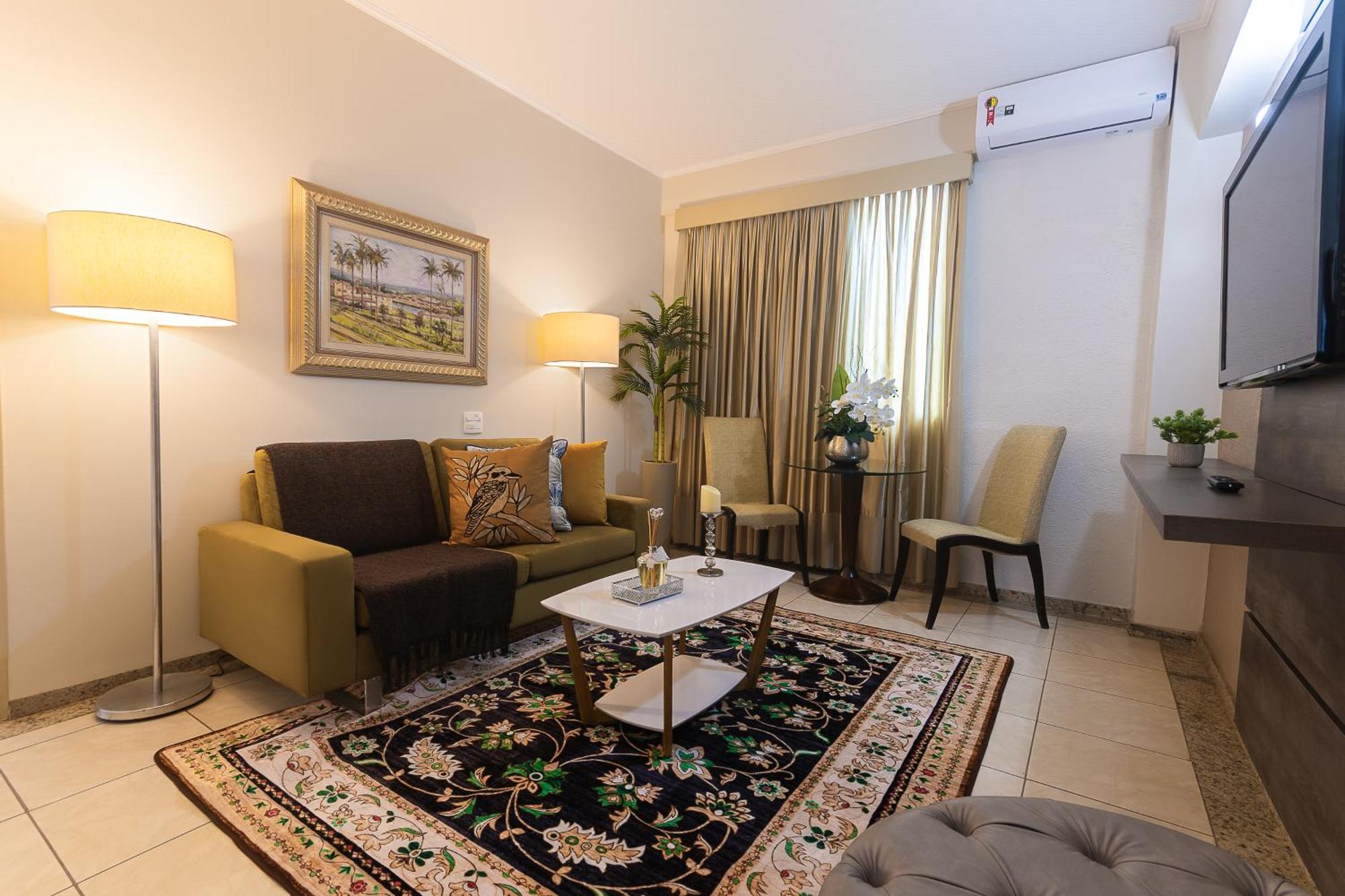 Hotel Dan Inn Franca & Convencoes By Nacional Inn Екстер'єр фото